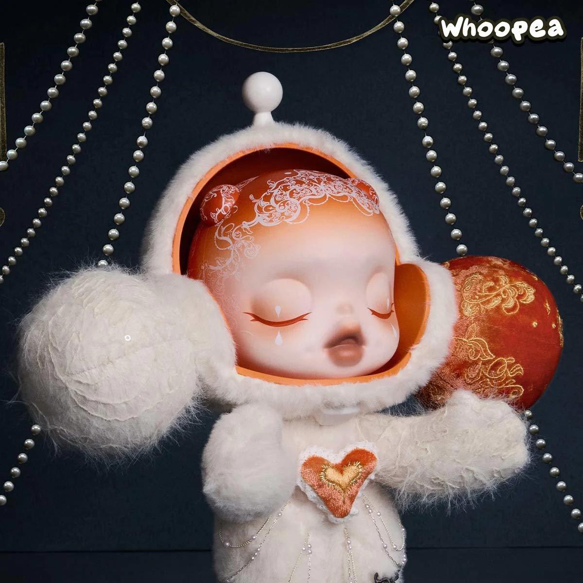 MEGA α SKULLPANDA 400% White Moon Figure - Image 2