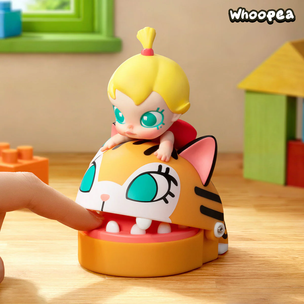 POP MART Baby Molly and Baby Tabby Pulling a Prank Figure (PRE-ORDER) - Image 2