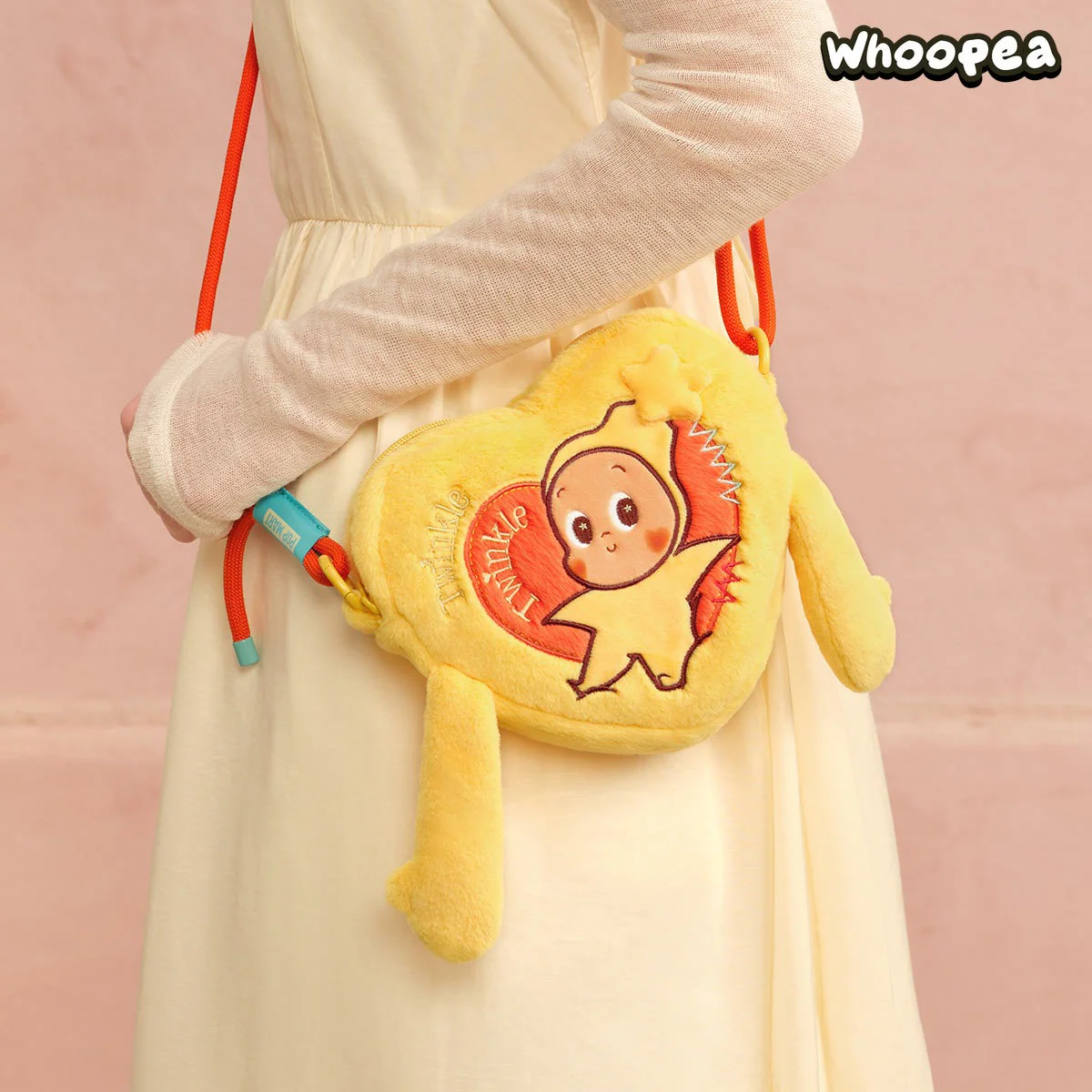 POP MART Twinkle Twinkle Crush On You Series-Hand-in-Hand Heart Bag - Image 3