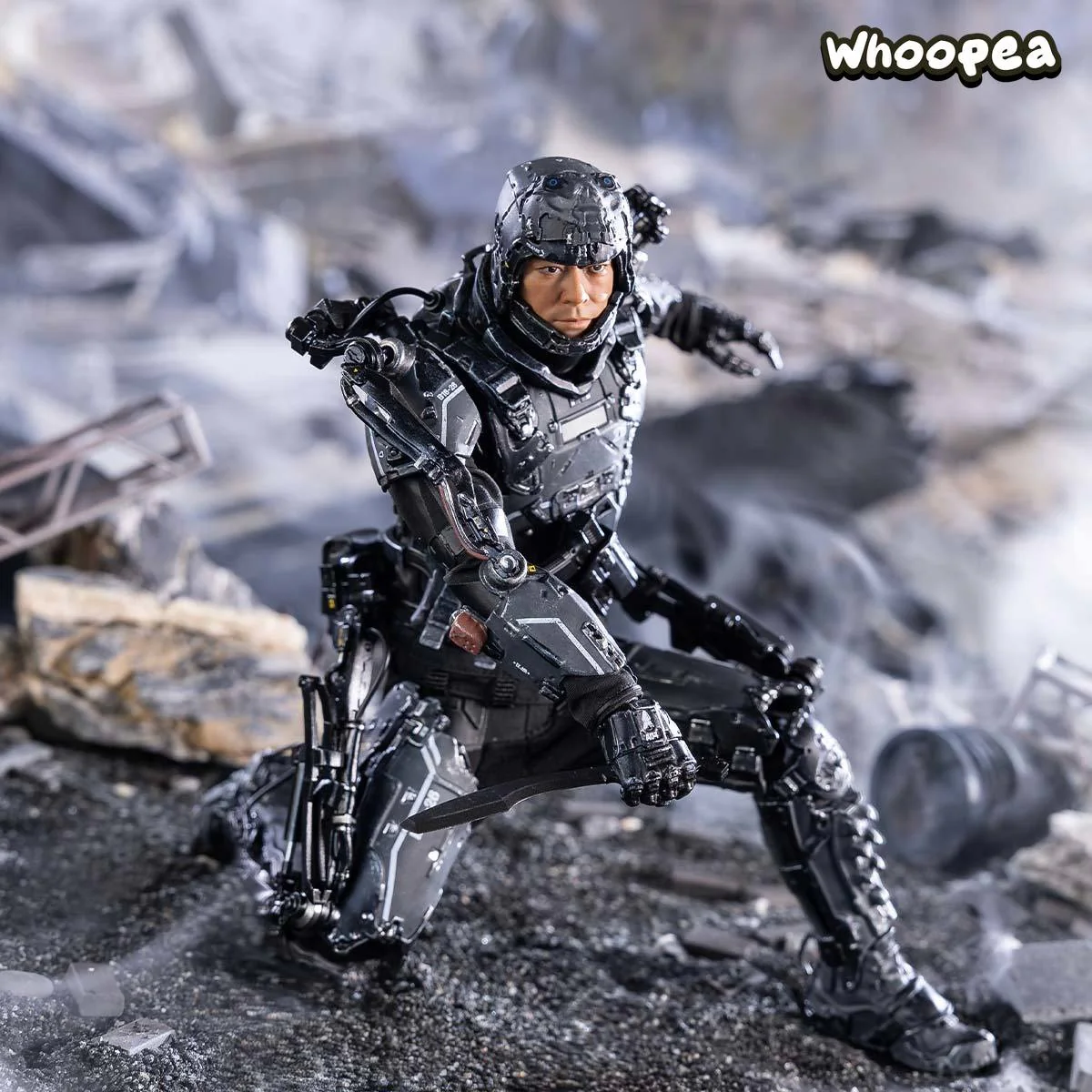 POP MART Warriors of Future Tyler/Johnson Cheng 1/8 Collectible Action Figure - Image 4