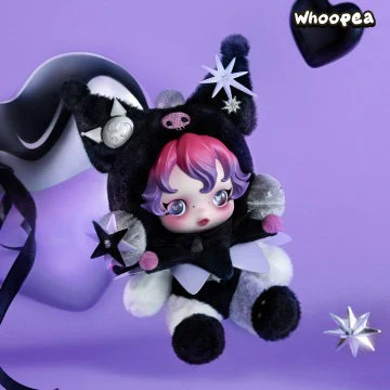 SKULLPANDA × KUROMI Plush - Image 3