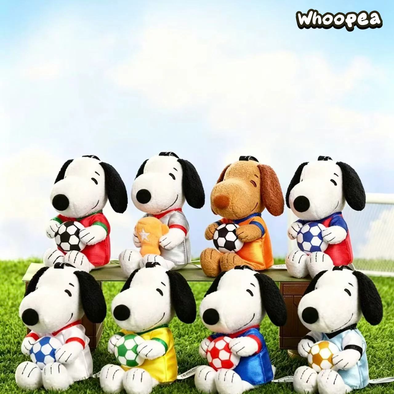 VIPO × PEANUTS Snoopy Football Series Plush Pendant Blind Box
