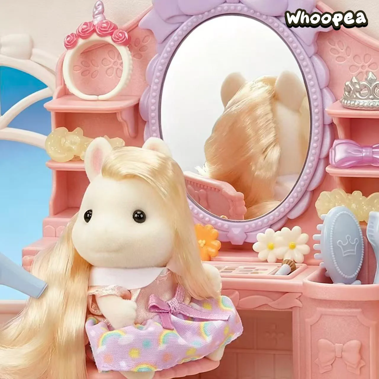 Sylvanian Families Pony Hair Salon Figure - Image 4