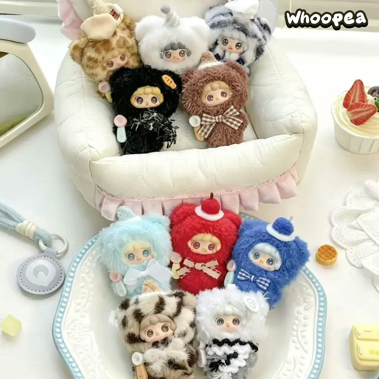 Yooki V4 Just A Bite Series Plush Vinyl Pendant Blind Box - Image 3